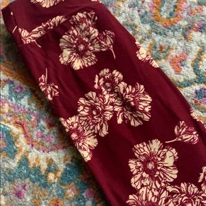 Maroon and Cream Floral Leggings